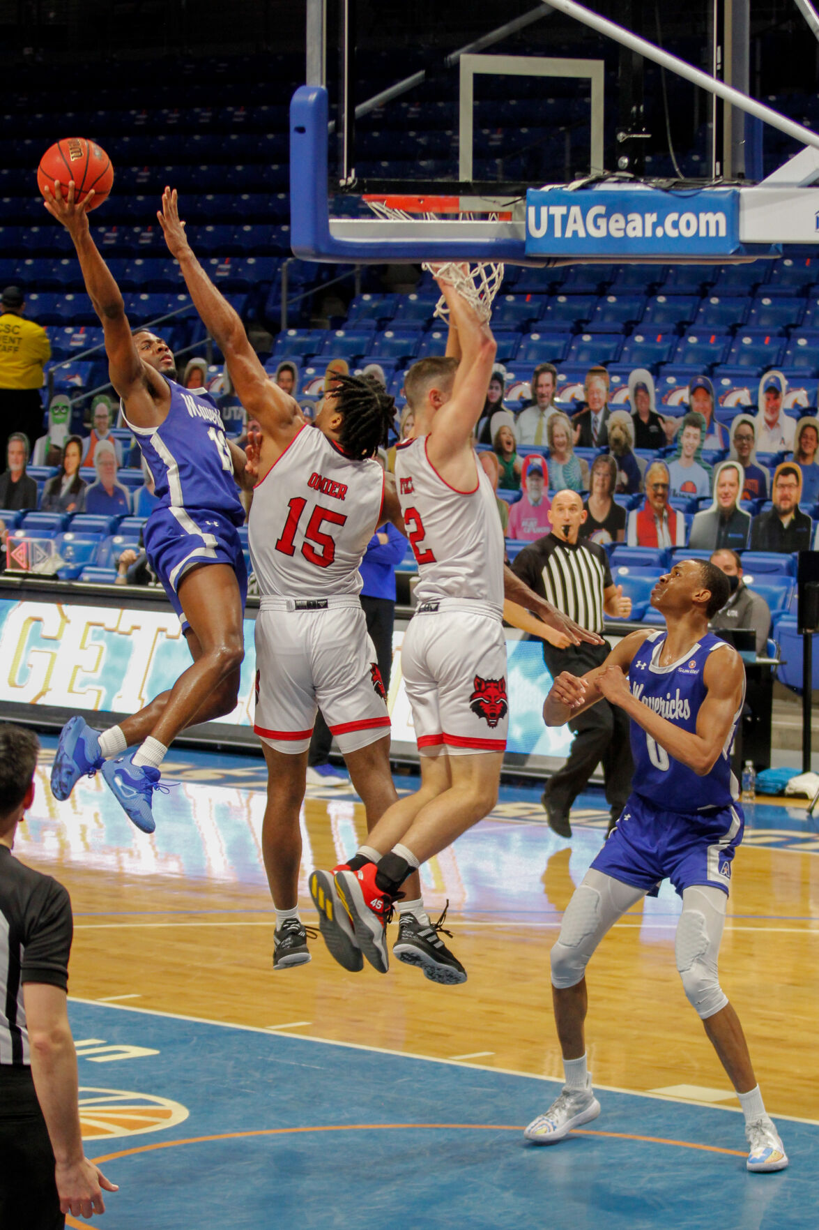 Photos: Men's basketball team sweeps two-game series against Arkansas State University
